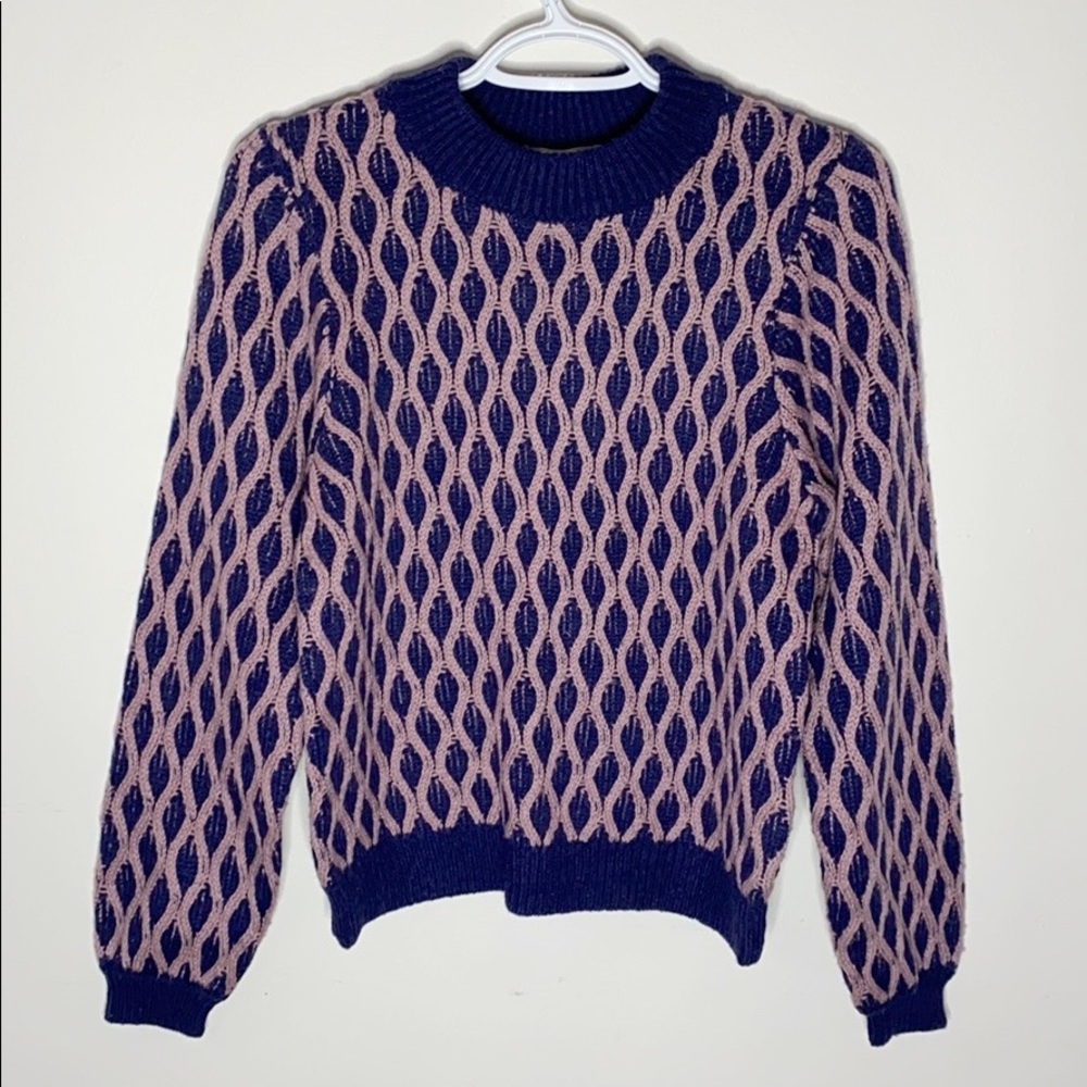 Urban outfitters diamond lantern sleeve sweater size S